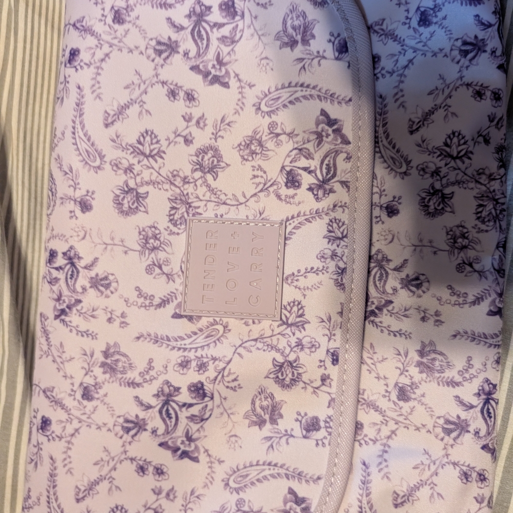 Tender Love Carry Floral Purple and White Bag